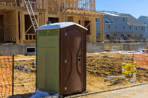 Types of Portable Toilets We Offer in Etowah, NC